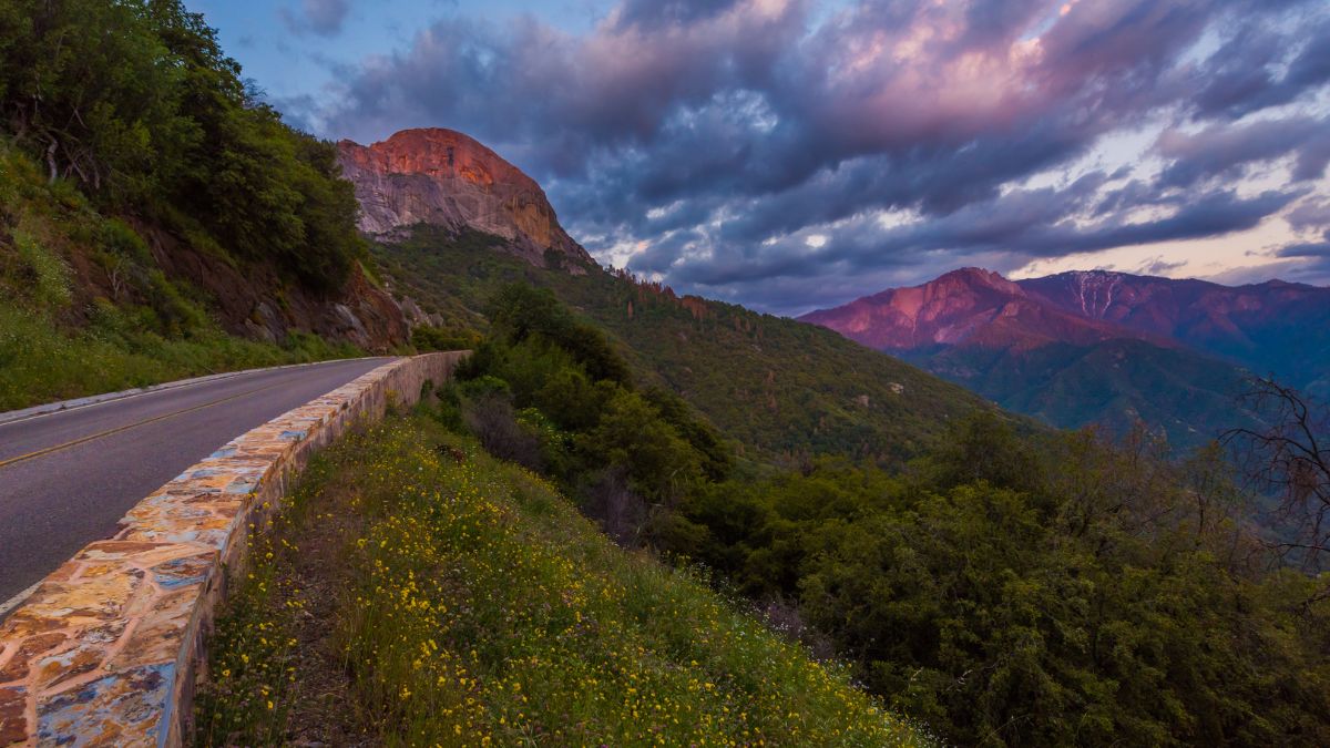 Generals Highway sequoia and king canyon national parks accessibility